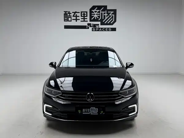 Volkswagen Magotan PHEV 2023