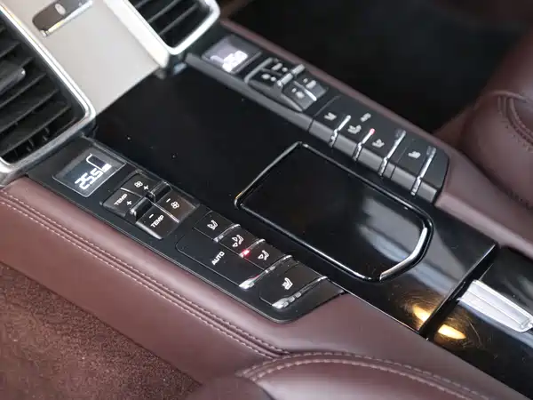 Porsche Panamera 2014