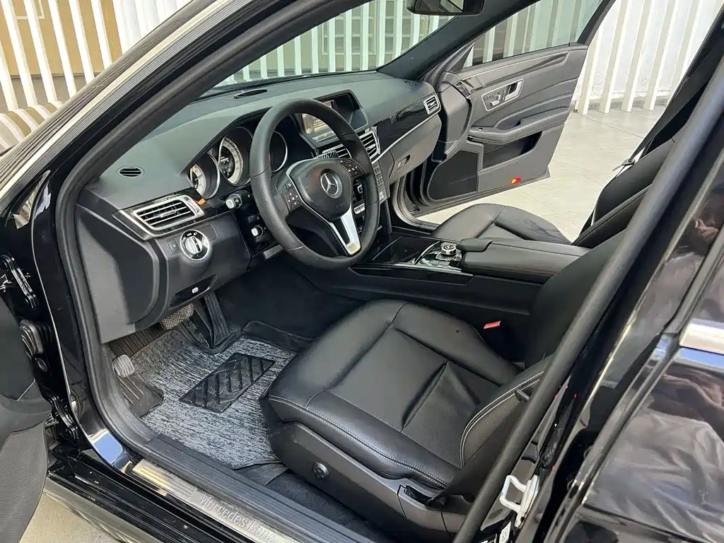 Mercedes-Benz E-Class 2014