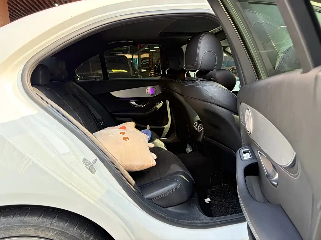 Mercedes-Benz C-Class 2018