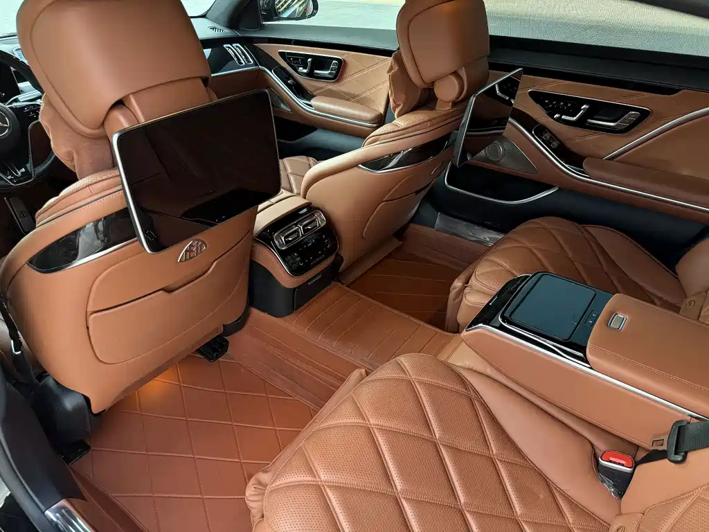 Mercedes-Benz Maybach S-Class 2024 — фото 9