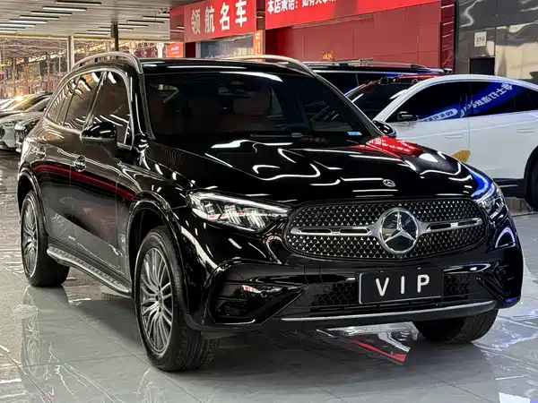 Mercedes-Benz GLC 2023