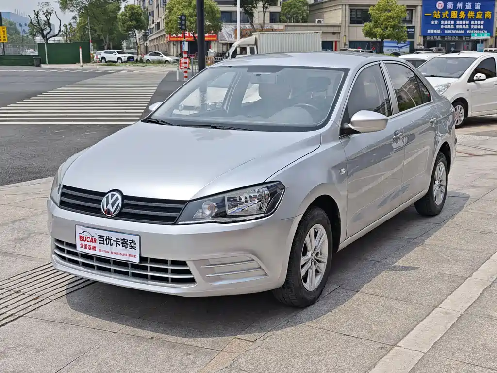 Volkswagen Jetta 2016 — фото 1