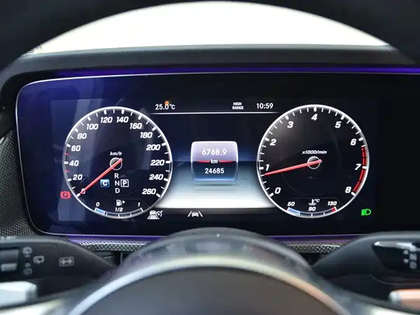 Mercedes-Benz G-Class 2023