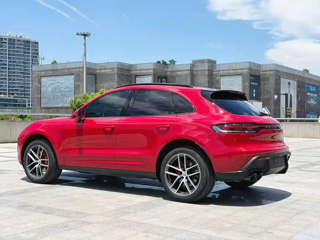 Porsche Macan 2023 — фото 13