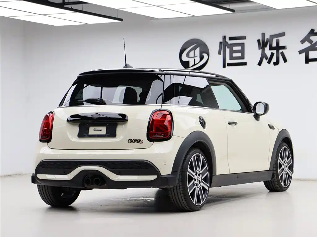 MINI Mini 2022 — фото 29