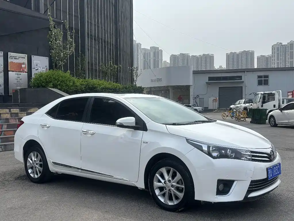 Toyota Corolla 2015