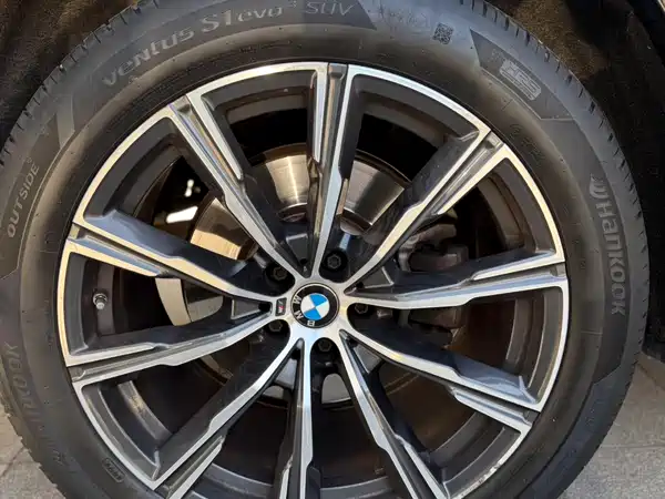 BMW X5 2022