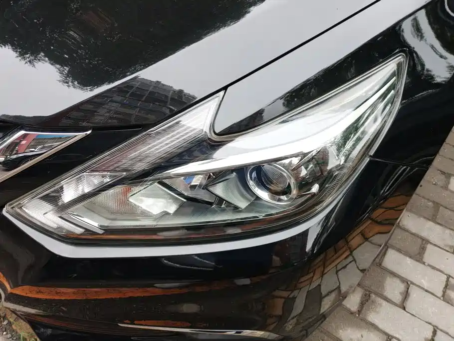 Nissan Teana 2018