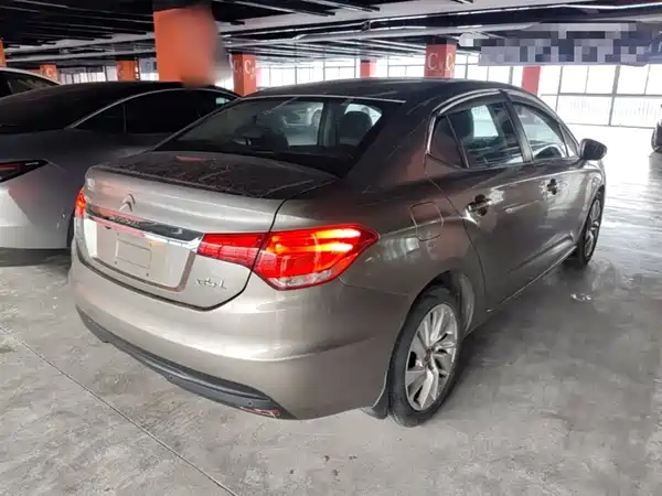 Citroën C4L 2014