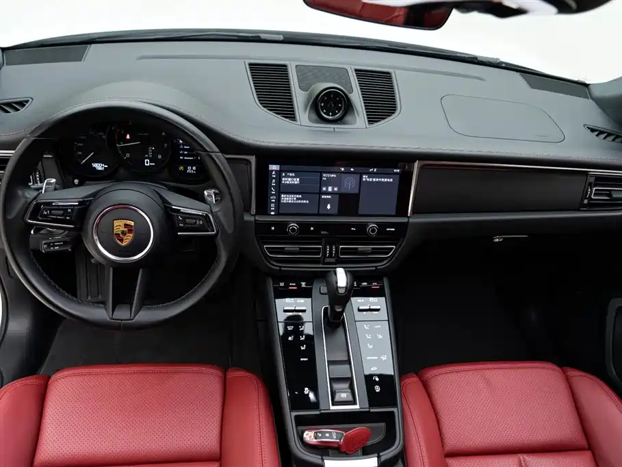 Porsche Macan 2022 — фото 10