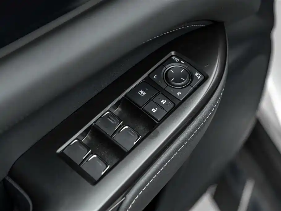 Lexus NX 2023 — фото 17