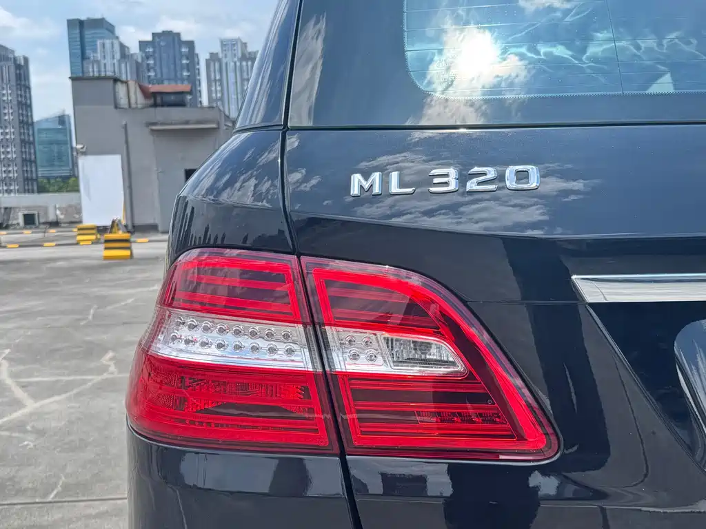 Mercedes-Benz M-Class 2015 — фото 18