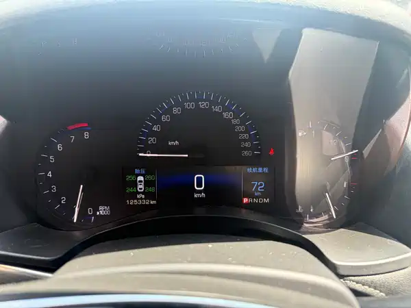Cadillac ATS-L 2015
