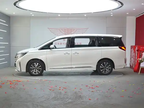 GAC Trumpchi M8 2021