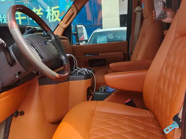 Ford E350 2016