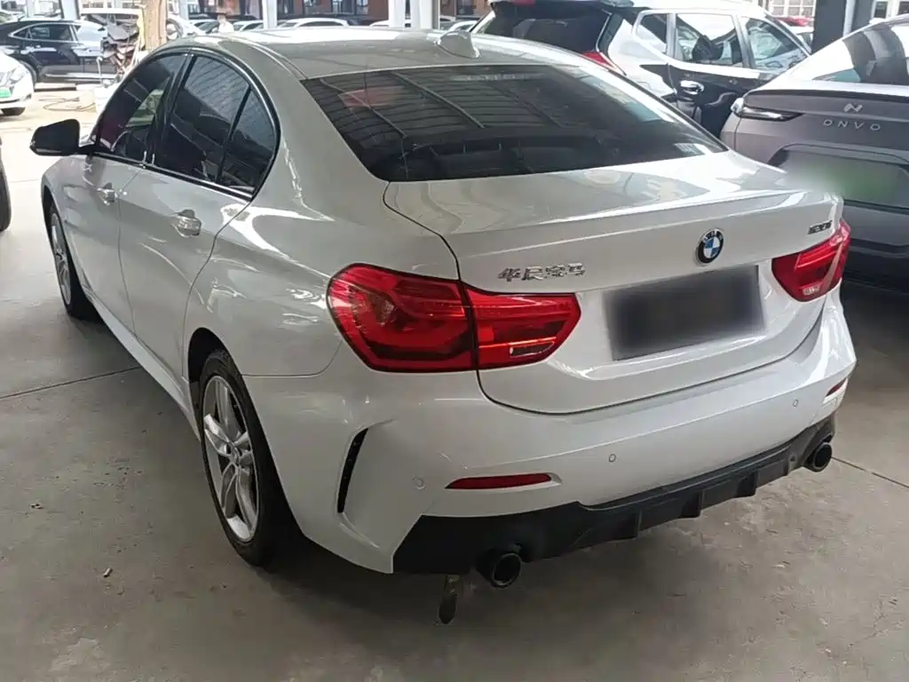 BMW 1 Series 2022