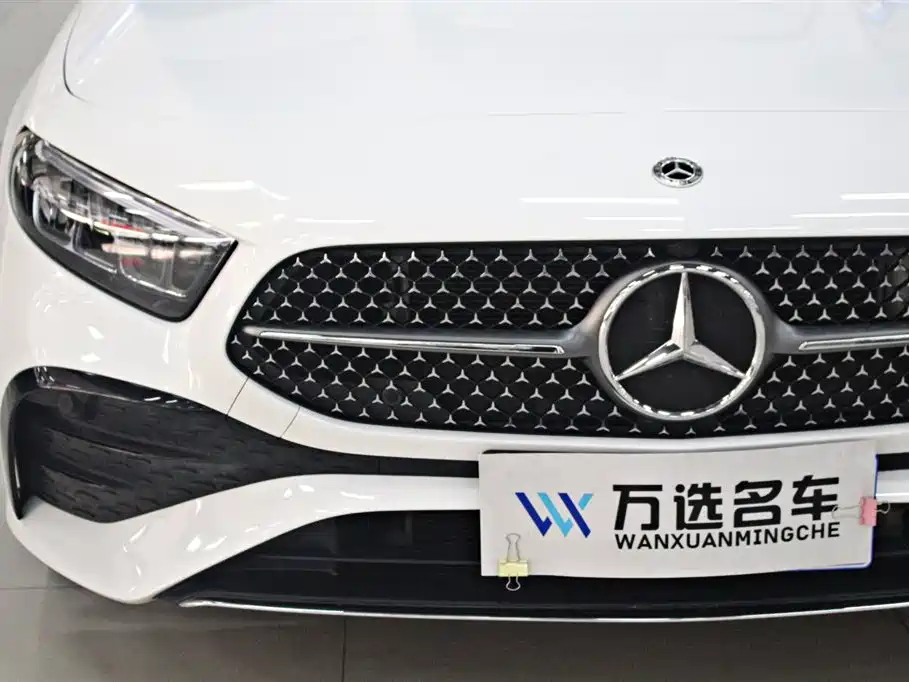 Mercedes-Benz A-Class 2023 — фото 3
