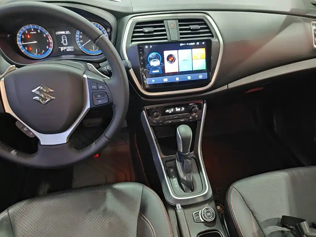 Suzuki S-Cross 2015 — фото 13