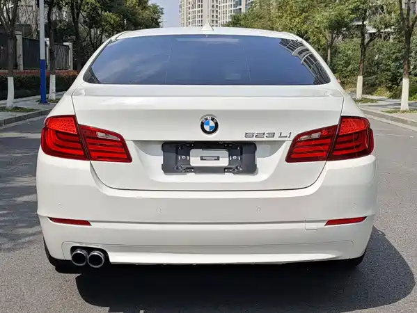 BMW 5 Series 2012