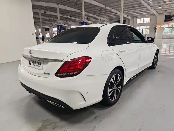 Mercedes-Benz C-Class 2019