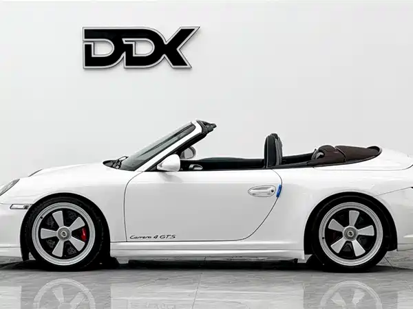 Porsche 911 2011