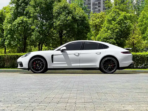 Porsche Panamera 2017