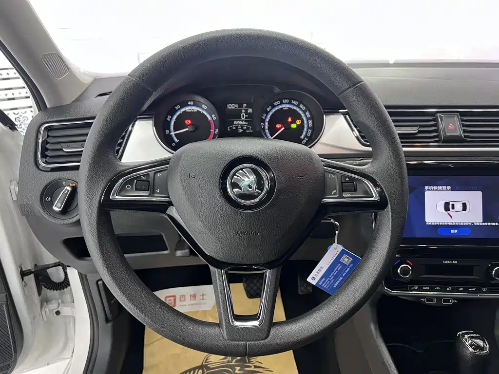 Skoda Rapid 2022 — фото 11