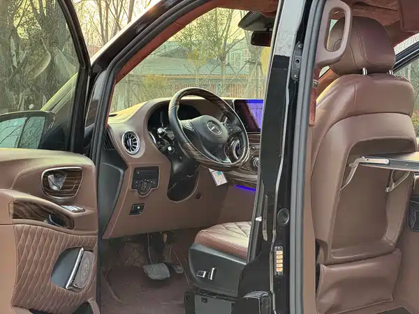 Mercedes-Benz Vito 2021