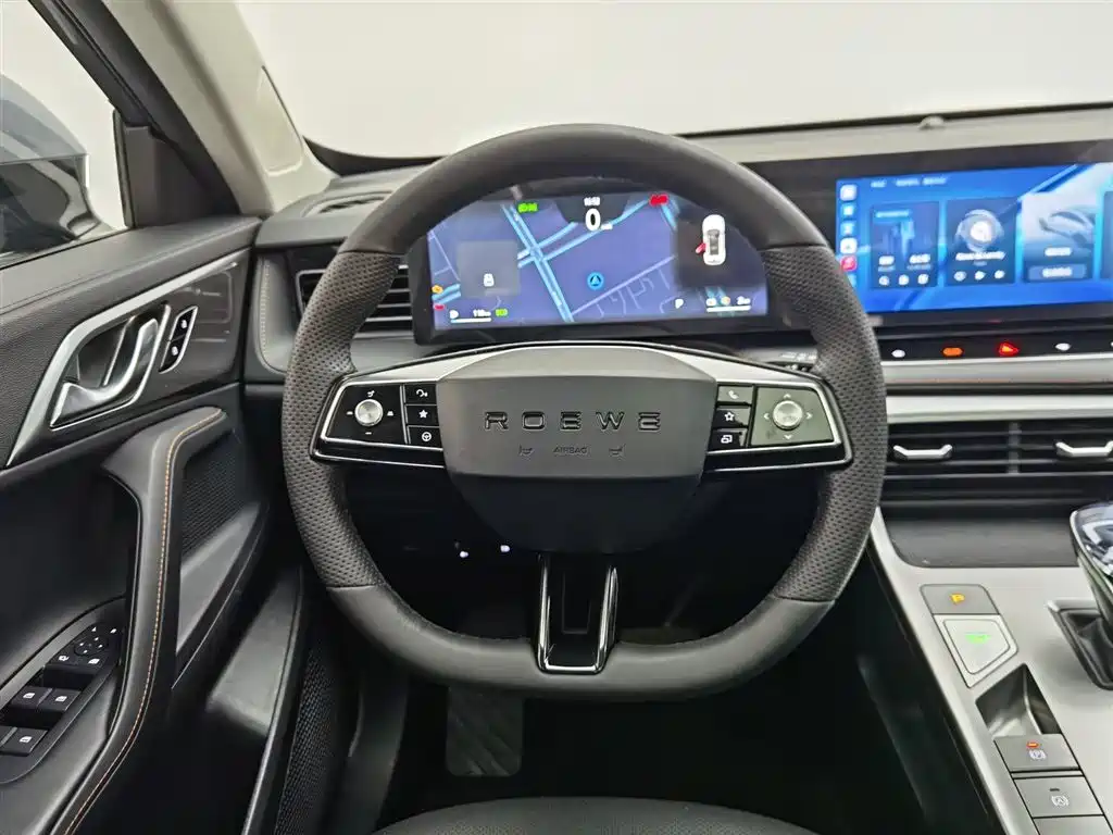 Roewe RX5 New Energy 2023 — фото 11