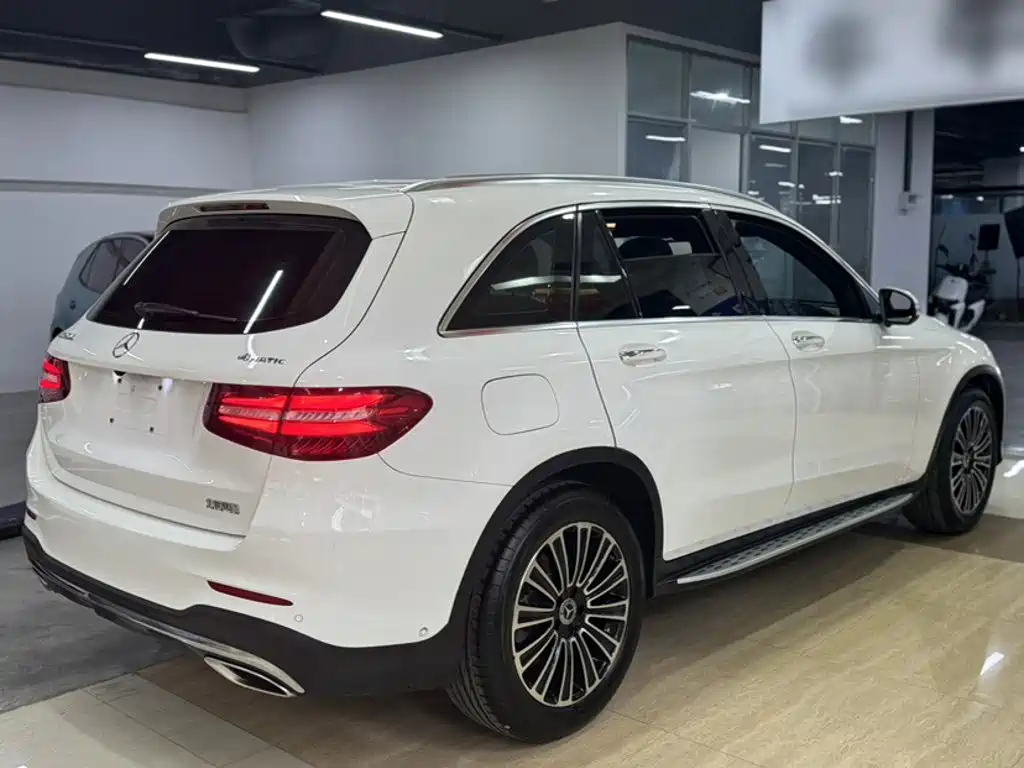 Mercedes-Benz GLC 2018 — фото 8