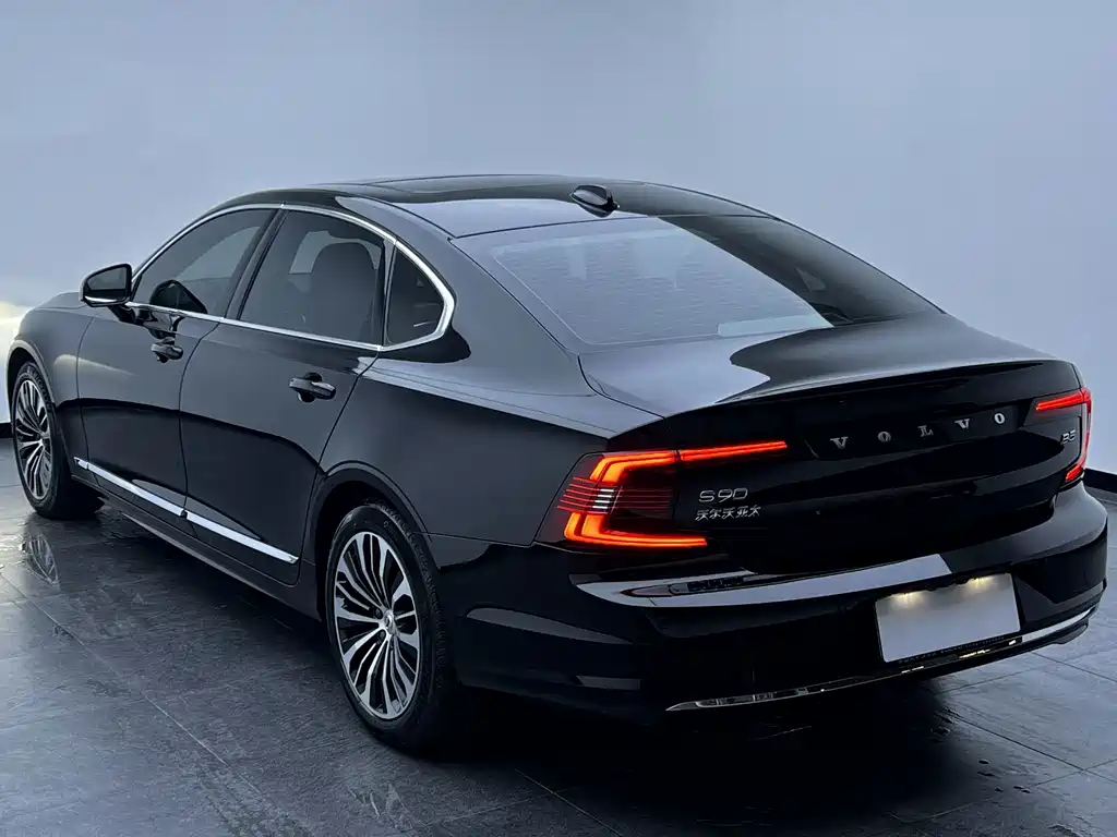 Volvo S90 2024 — фото 4