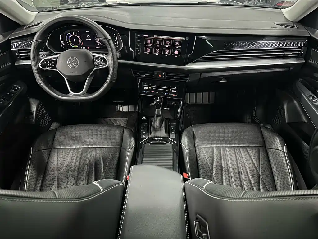 Volkswagen Passat New Energy 2022 — фото 6