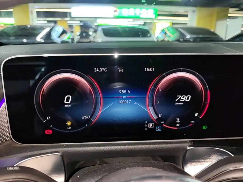 Mercedes-Benz GLB 2020 — фото 12