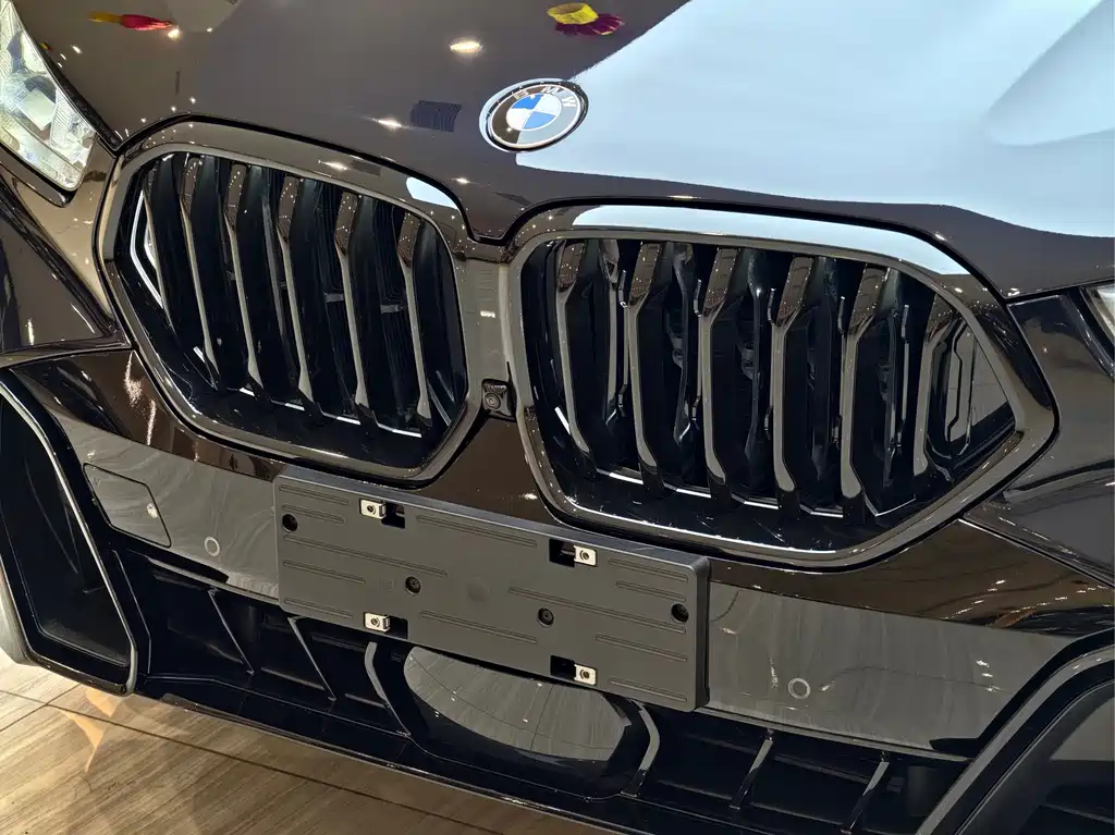 BMW X6 2023 — фото 24