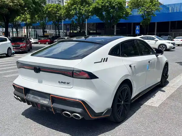 Changan UNI-V 2023