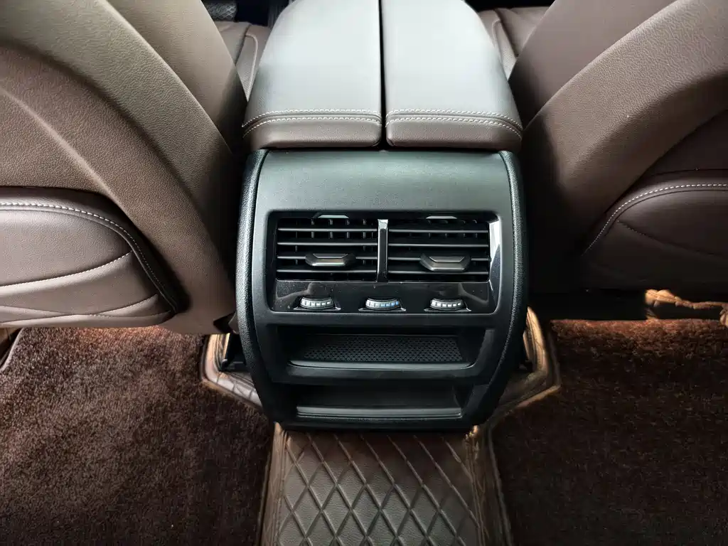 BMW X5 2023 — фото 10
