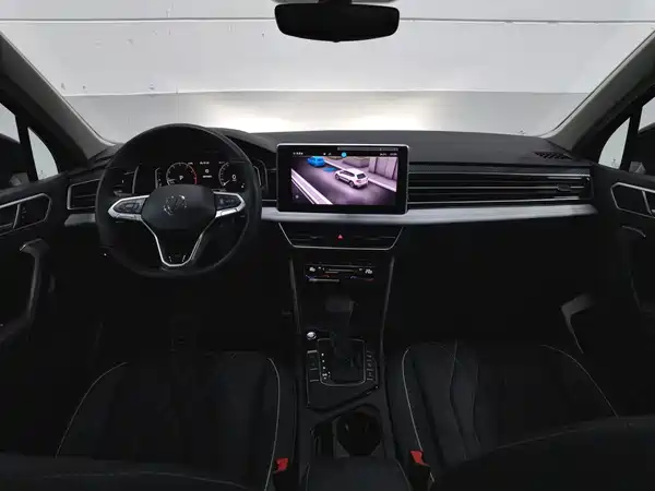 Volkswagen Tiguan L 2024
