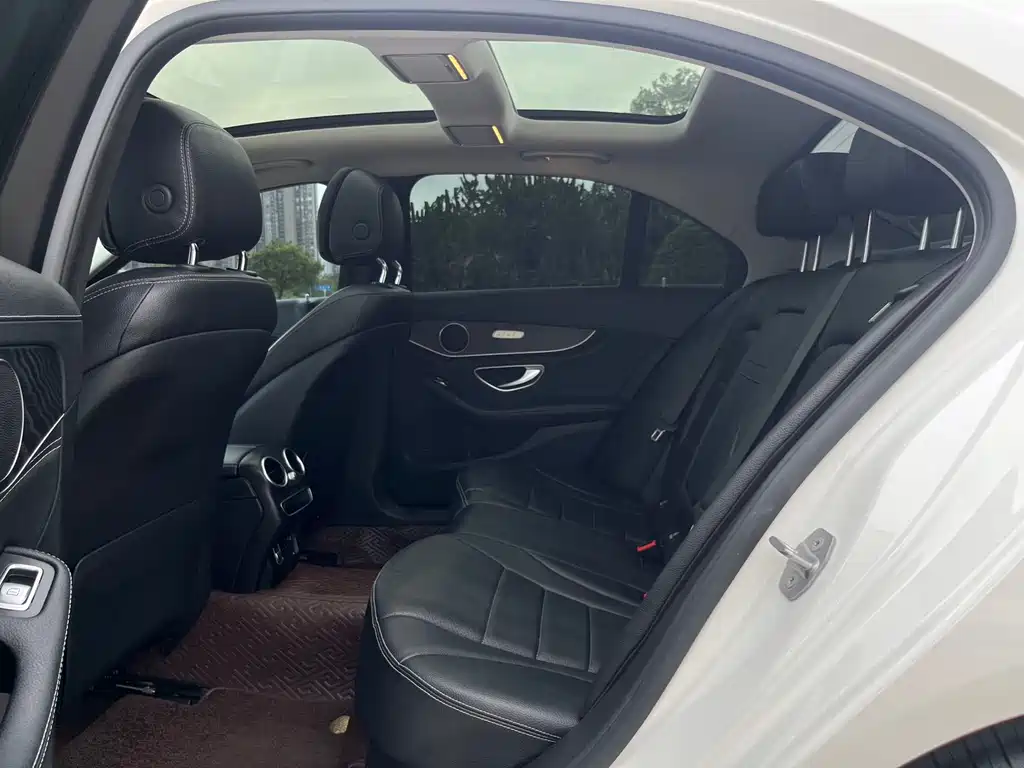 Mercedes-Benz C-Class 2020 — фото 6