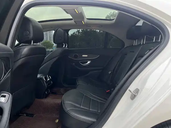 Mercedes-Benz C-Class 2020