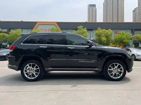 Jeep Grand Cherokee 2014