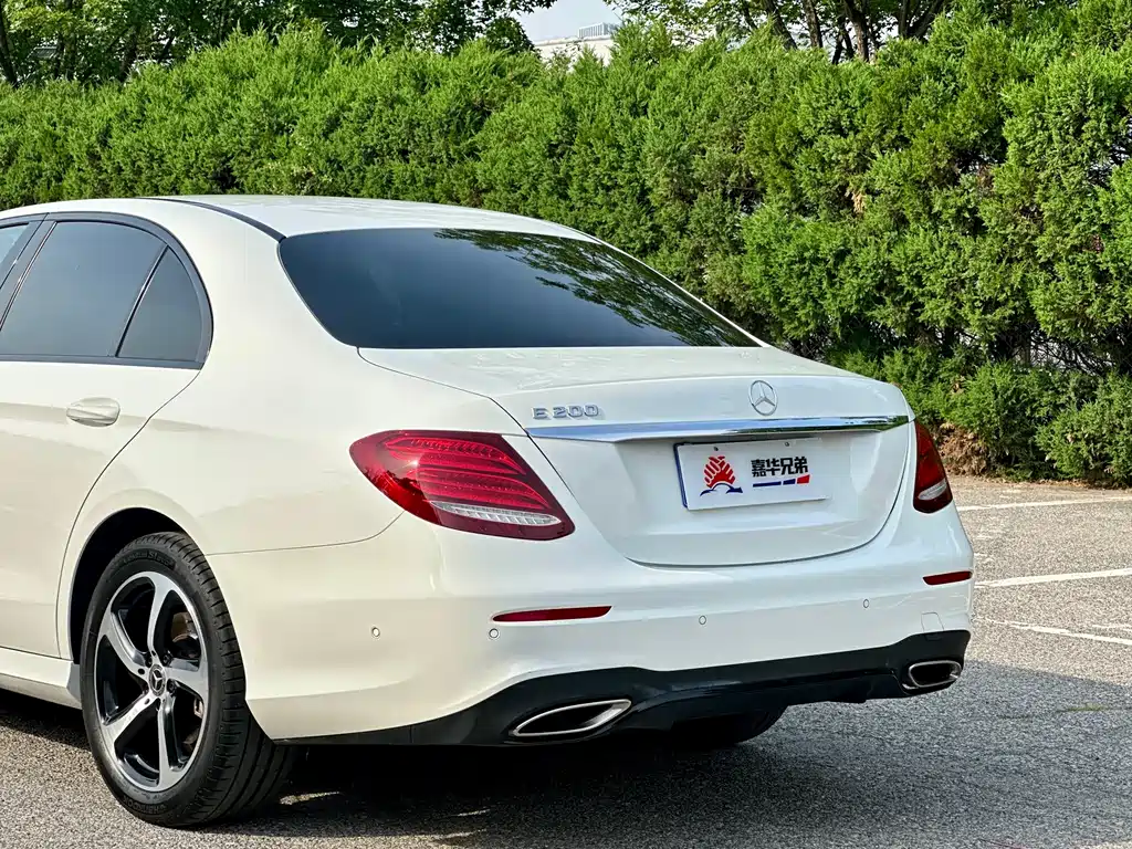 Mercedes-Benz E-Class 2018 — фото 10