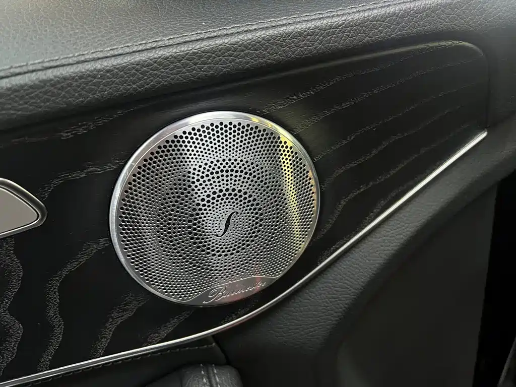 Mercedes-Benz C-Class 2019 — фото 20