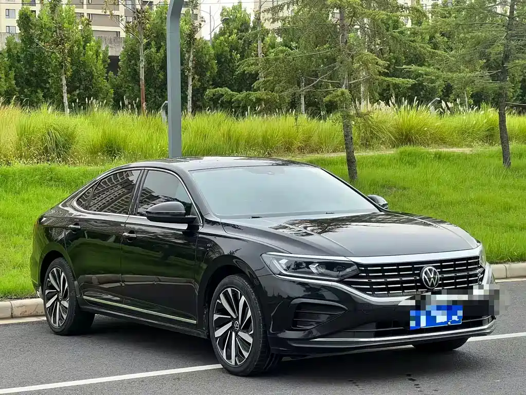 Volkswagen Passat 2022
