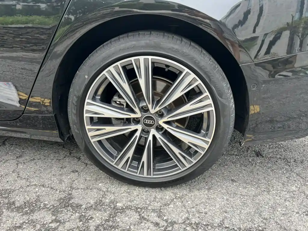 Audi A6L 2024
