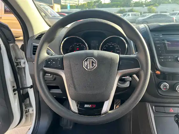 MG5 2013