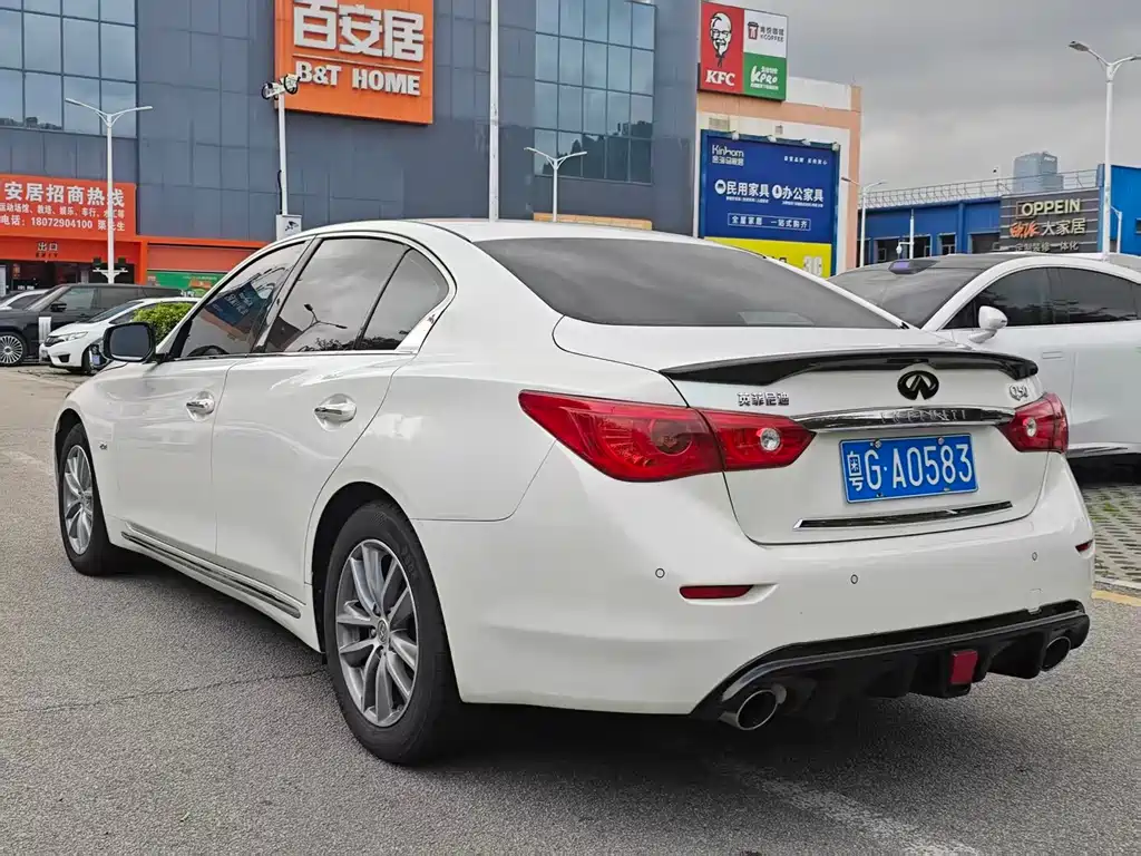 Infiniti Q50L 2016 — фото 4
