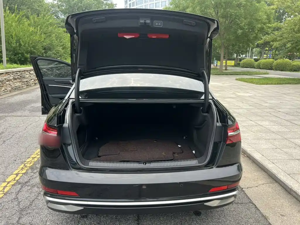 Audi A6L 2024