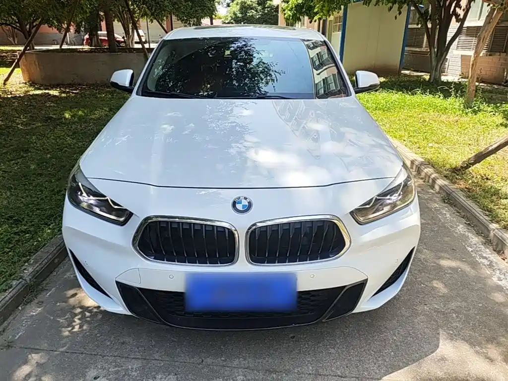 BMW X2 2022 — фото 3