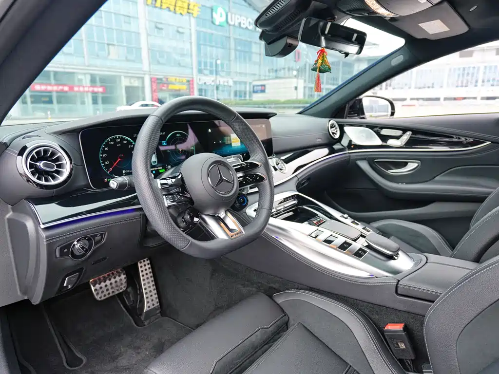 Mercedes-Benz AMG GT 2023 — фото 6